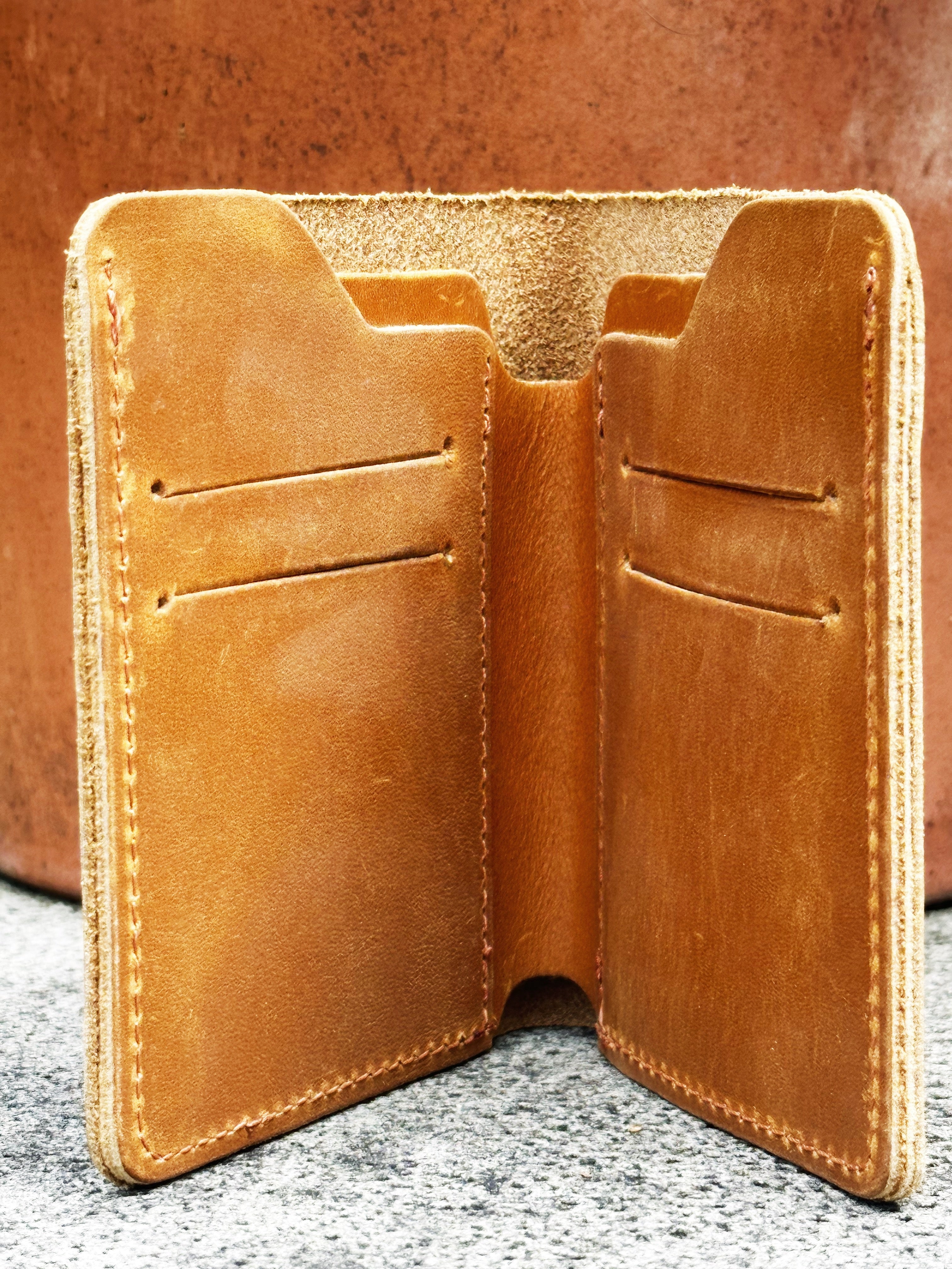 American Leather Goods - Leather Bifold Wallet + Kikkerland Survival Tool