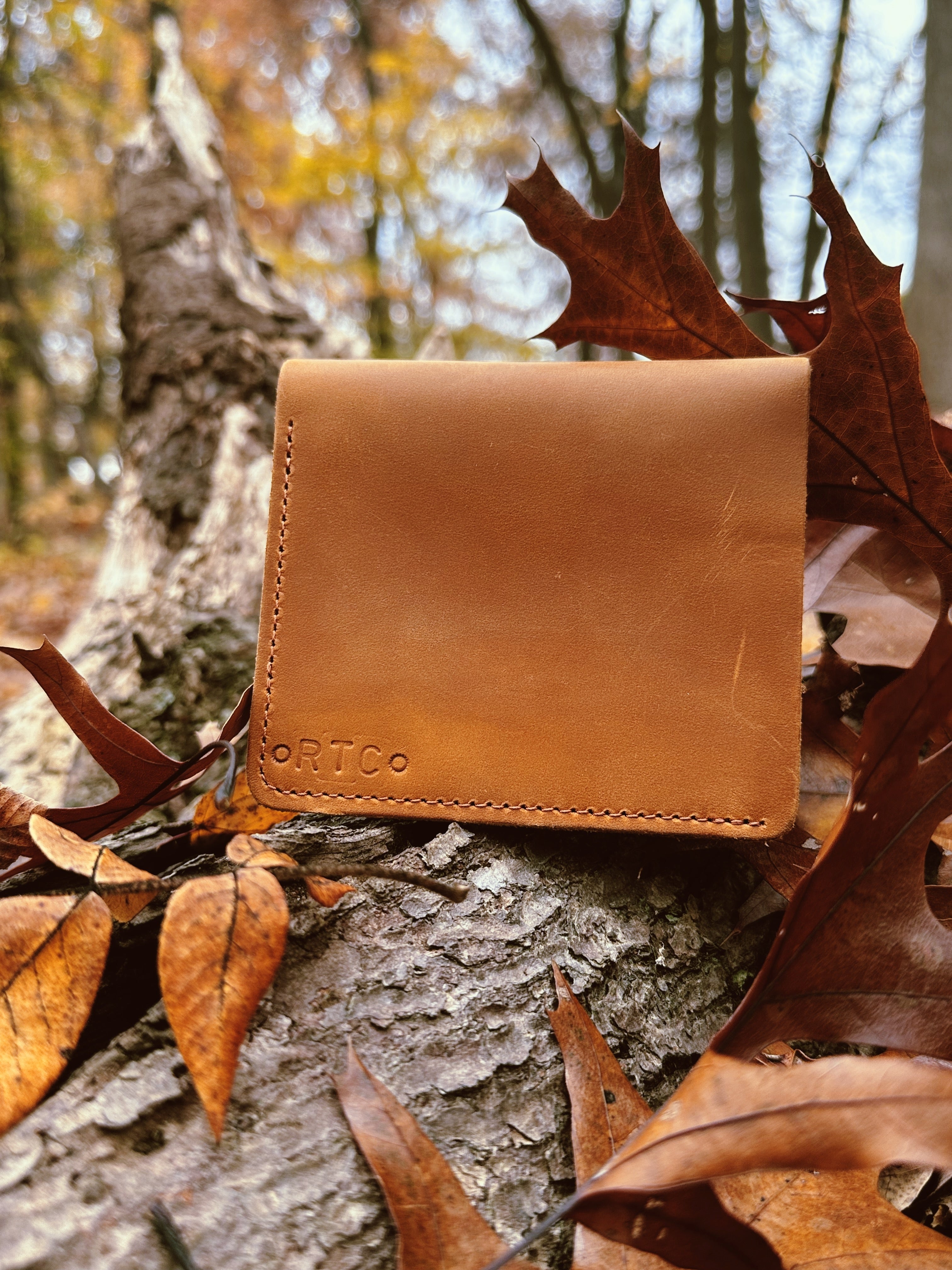 American Leather Goods - Leather Bifold Wallet + Kikkerland Survival Tool
